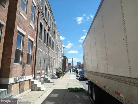1104 E 20th St, Baltimore, MD 21218 photo 3