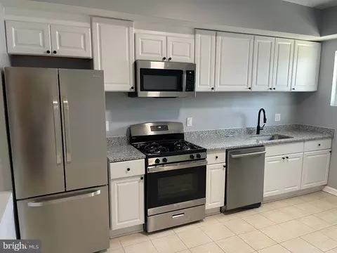 2221 E Biddle St, Baltimore, MD 21213 photo 32