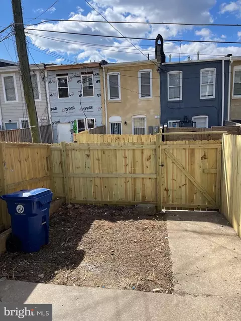 2221 E Biddle St, Baltimore, MD 21213 photo 14