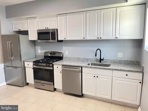 2221 E Biddle St, Baltimore, MD 21213 photo 4