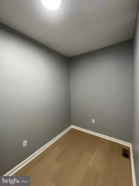 2221 E Biddle St, Baltimore, MD 21213 photo 27