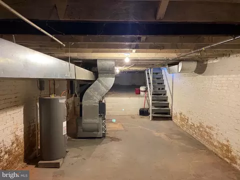 2221 E Biddle St, Baltimore, MD 21213 photo 21