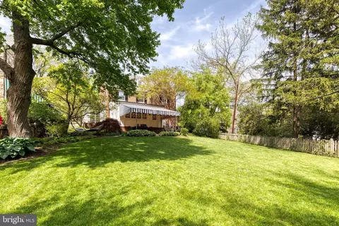 Exterior - 225 Tunbridge Rd, Baltimore, MD 21212 photo 14 of 16