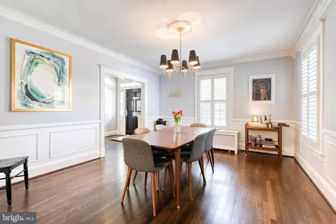 Dining - 225 Tunbridge Rd, Baltimore, MD 21212 photo 4 of 5