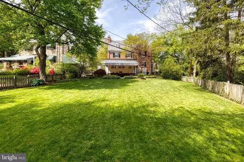 Exterior - 225 Tunbridge Rd, Baltimore, MD 21212 photo 12 of 16