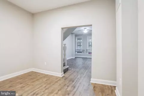 Entry Way - 3025 Walbrook Ave, Baltimore, MD 21216 photo 2 of 5
