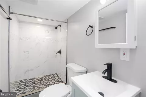 5604 Gist Ave, Baltimore, MD 21215 photo 42