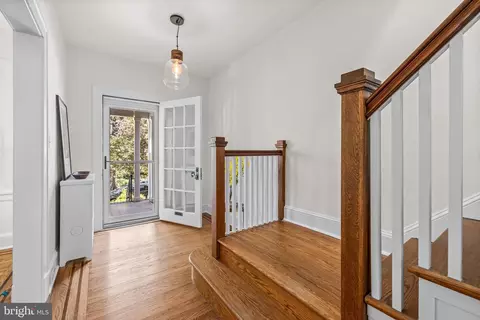 Entry Way - 3816 Beech Ave, Baltimore, MD 21211 photo 1 of 7