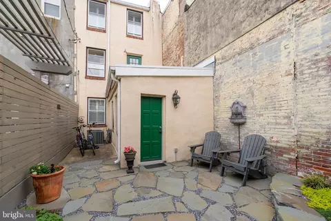 Exterior - 2106 E Lombard St, Baltimore, MD 21231 photo 3 of 6