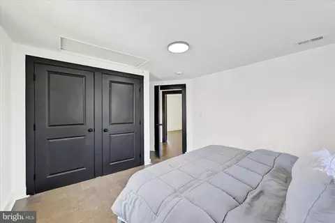 Bedroom - 3404 Echodale Ave, Baltimore, MD 21214 photo 4 of 4