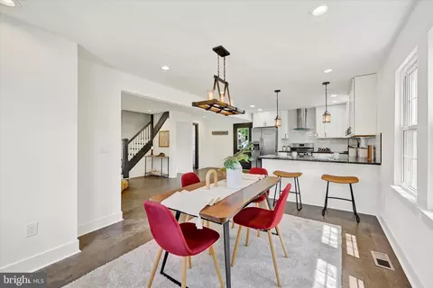 Dining - 3404 Echodale Ave, Baltimore, MD 21214 photo 2 of 2