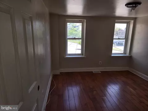 Living - 347 S Mount St, Baltimore, MD 21223 photo 4 of 4