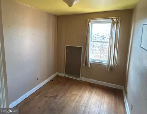 Bedroom - 1501 E Cold Spring Ln, Baltimore, MD 21218 photo 3 of 3