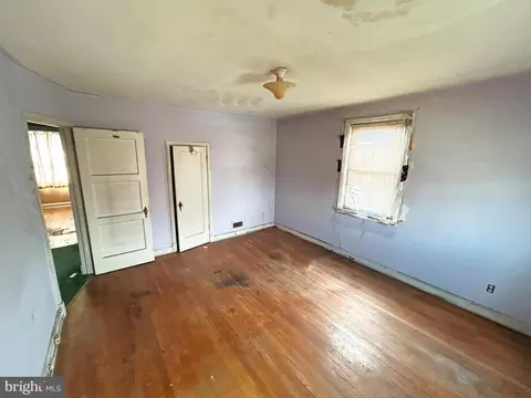 Bedroom - 1501 E Cold Spring Ln, Baltimore, MD 21218 photo 2 of 3