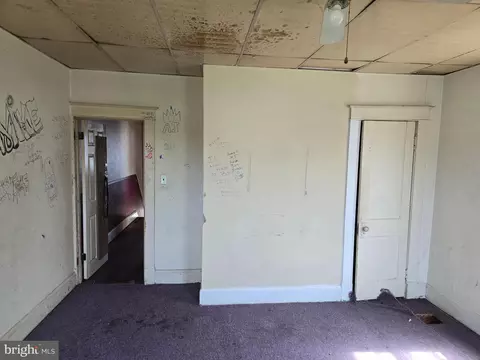 1810 Spence St, Baltimore, MD 21230 photo 12