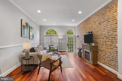 32 N Kenwood Ave, Baltimore, MD 21224