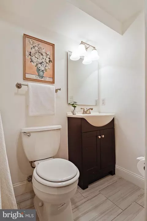 Bath - 1420 Towson St, Baltimore, MD 21230 photo 6 of 7
