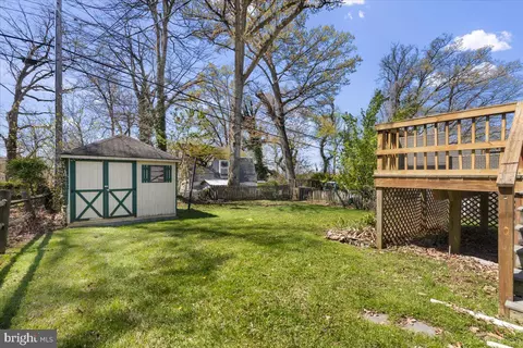 Exterior - 3111 Harview Ave, Baltimore, MD 21234 photo 6 of 8