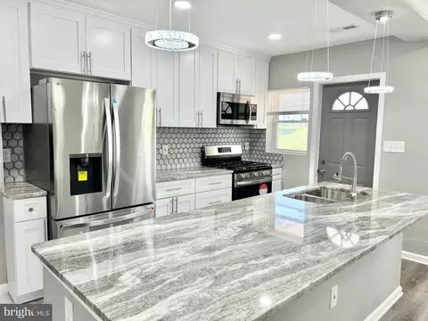 Kitchen - 1617 Pentwood Rd, Baltimore, MD 21239 photo 2 of 7