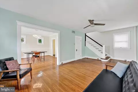 Living - 700 Evesham Ave, Baltimore, MD 21212 photo 3 of 3