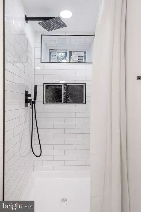 1808 Winford Rd, Baltimore, MD 21239 photo 35