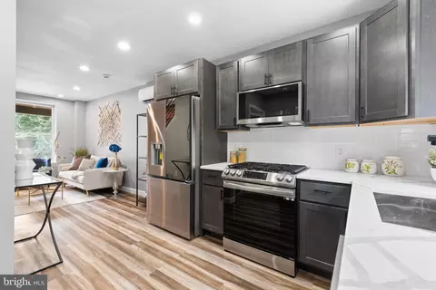 856 W 33rd St, Baltimore, MD 21211 photo 7