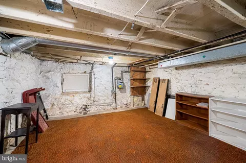 124 Collins Ave, Baltimore, MD 21229 photo 32