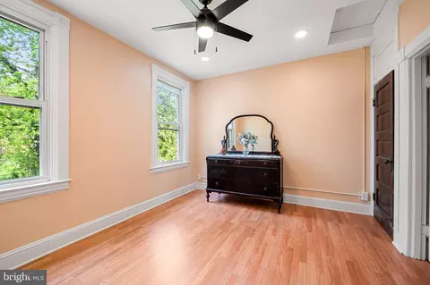 124 Collins Ave, Baltimore, MD 21229 photo 19