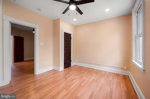 124 Collins Ave, Baltimore, MD 21229 photo 22