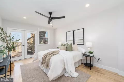 Bedroom - 548 E Fort Ave, Baltimore, MD 21230 photo 1 of 4