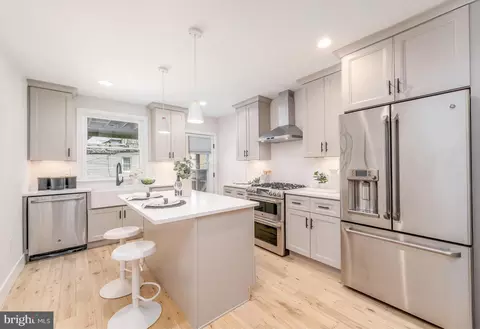 Kitchen - 548 E Fort Ave, Baltimore, MD 21230 photo 1 of 6