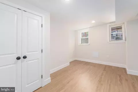 Bedroom - 548 E Fort Ave, Baltimore, MD 21230 photo 4 of 4