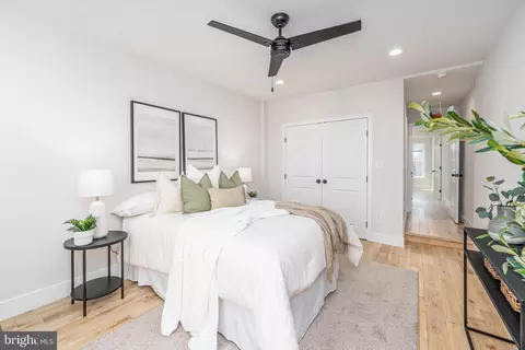 Bedroom - 548 E Fort Ave, Baltimore, MD 21230 photo 2 of 4