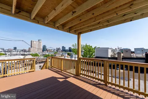 Exterior - 548 E Fort Ave, Baltimore, MD 21230 photo 8 of 10