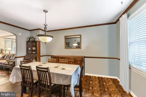 Dining - 235 Medwick Garth E, Catonsville, MD 21228 photo 4 of 4