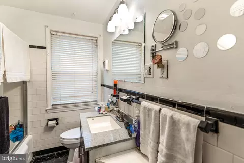 Bath - 235 Medwick Garth E, Catonsville, MD 21228 photo 2 of 2