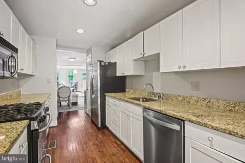 Kitchen - 2931 Dillon St, Baltimore, MD 21224 photo 2 of 2