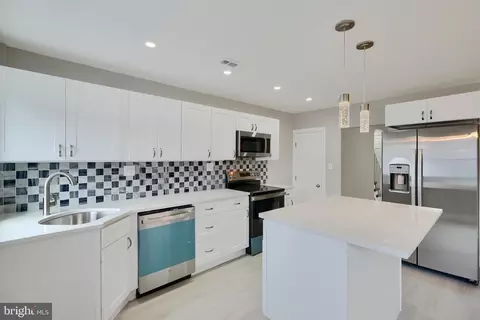 4239 Rokeby Rd, Baltimore, MD 21229