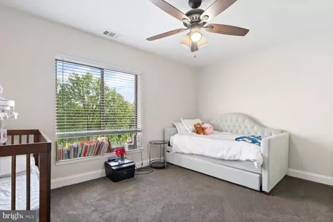 Bedroom - 3021 Fallstaff Rd #401B, Baltimore, MD 21209 photo 1 of 3