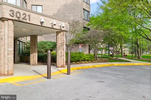 Exterior - 3021 Fallstaff Rd #401B, Baltimore, MD 21209 photo 1 of 4