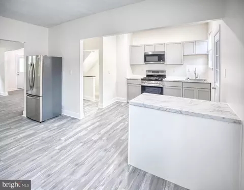 105 S Wickham Rd, Baltimore, MD 21229 photo 9