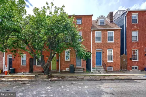 Exterior - 420 S Wolfe St S, Baltimore, MD 21231 photo 1 of 5