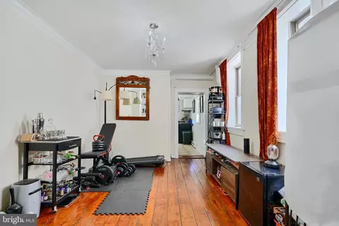 Entry Way - 420 S Wolfe St S, Baltimore, MD 21231 photo 3 of 7