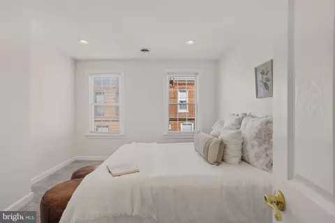 Bedroom - 1236 Wall St, Baltimore, MD 21230 photo 1 of 5