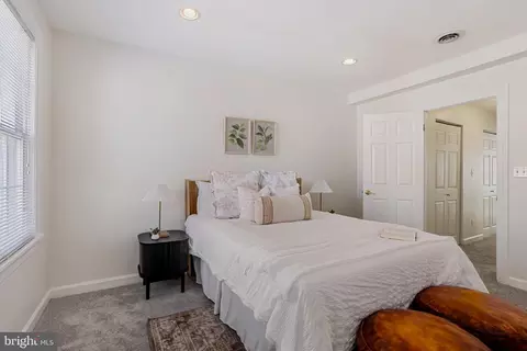Bedroom - 1236 Wall St, Baltimore, MD 21230 photo 3 of 5