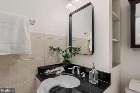 Bath - 1236 Wall St, Baltimore, MD 21230 photo 1 of 3