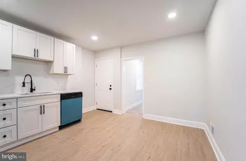 304 S Augusta Ave, Baltimore, MD 21229 photo 7