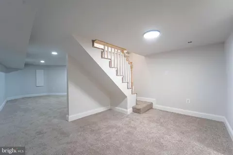 304 S Augusta Ave, Baltimore, MD 21229 photo 21