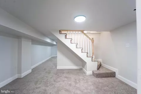 304 S Augusta Ave, Baltimore, MD 21229 photo 22