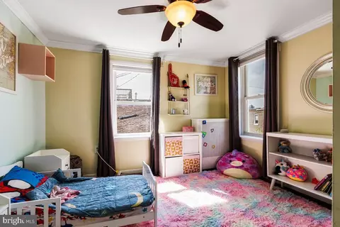 Bedroom - 600 S Streeper St S, Baltimore, MD 21224 photo 5 of 5